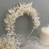 Diadema flores blancas para novia, corona flores novia, novias 2021, tocados de novia, tocados de flores, flores preservadas, novia boho, novia 2021, mejores tocados